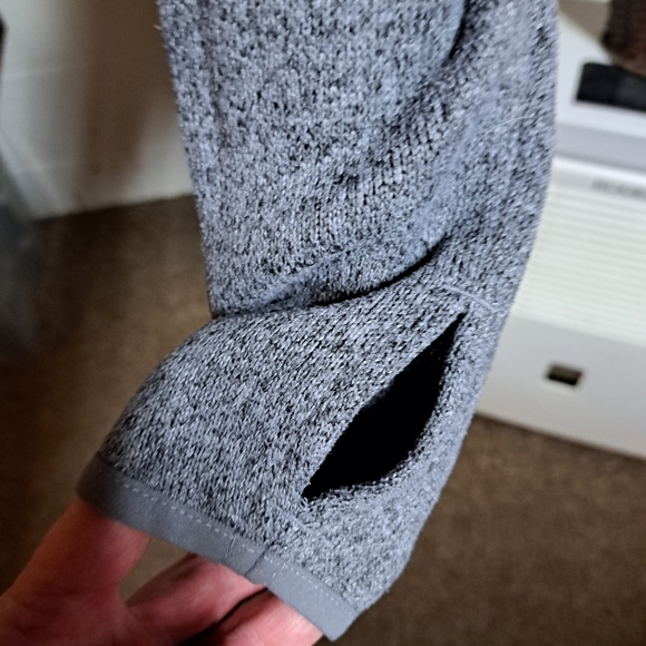 Old Navy, Active, Hoodie - Picture 4 of 5